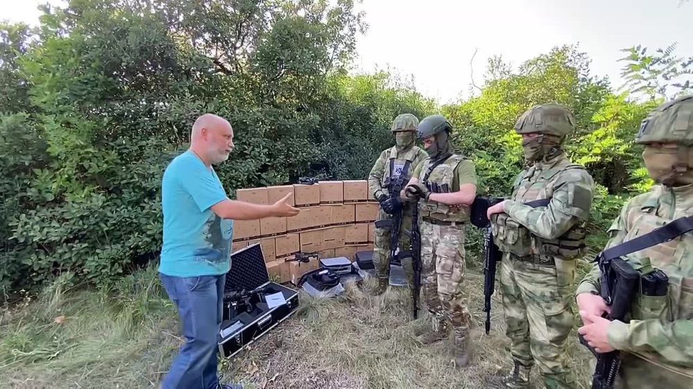 Владимир Рогов: Запорожье: рекордные 50 "птичек" улетели на передовую + 2 антидроновых ружья