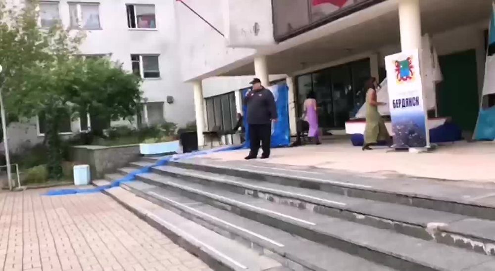 �����,� ���������� ��������� ��� ������, ����� ������� ������ ���������� � ���� ���� ������������ "��� ������ - ���� ��������!"