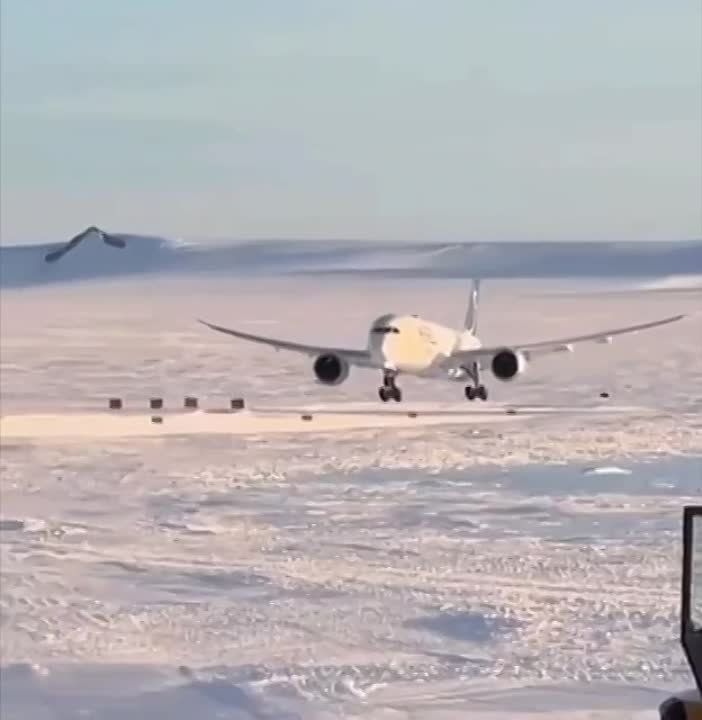 � ���������� ������� ����������� ������� ������������ ������� Boeing 787. ������� ����� �������� ������� ��������� ����� �� ���������� �� ������������