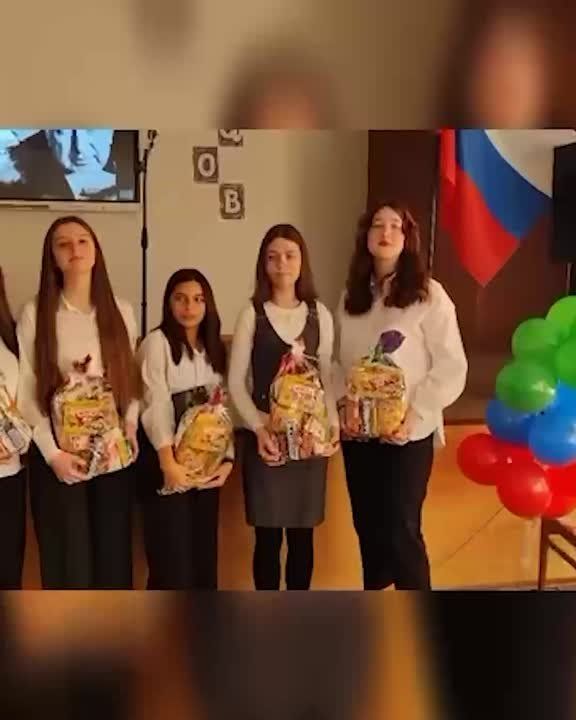 � ������������ ������ ������ ������� ������ � ����� 100-����� ������ ���������