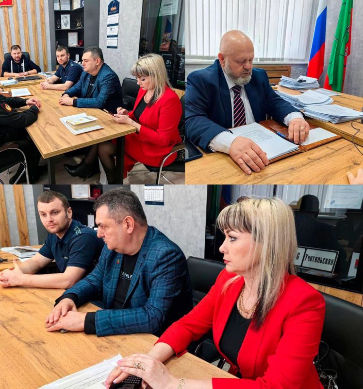 Председатель комитета заксобрания нашего региона принял участие в рабочей встрече со спортивными деятелями Севастополя