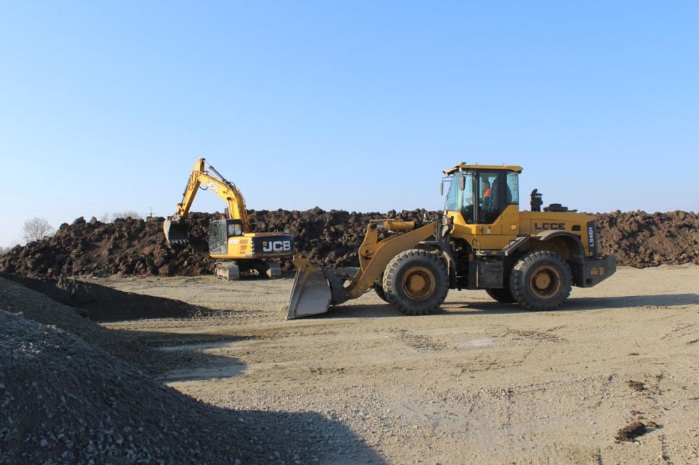 "Автодор" восстанавливает дорогу вдоль побережья Азовского моря