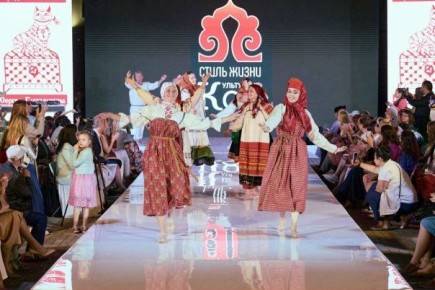        IV -fashion  &quot;    &quot;