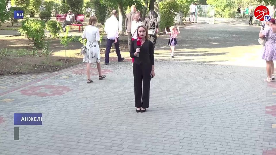 1 сентября 22 первоклассника влились в дружную семью школы №4 Бердянска
