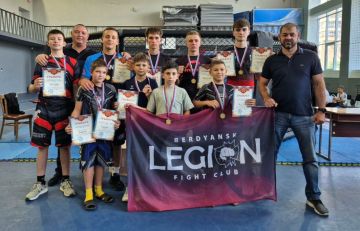 Бердянские спортсмены СК «ЛЕГИОН» завоевали 9 медалей на областном турнире по ММА в Мелитополе