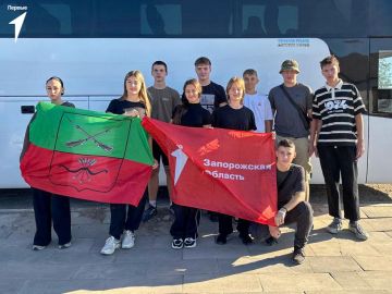 Первые Запорожской области отправились на Всероссийский этап военно-патриотической игры «Зарница 2.0»!