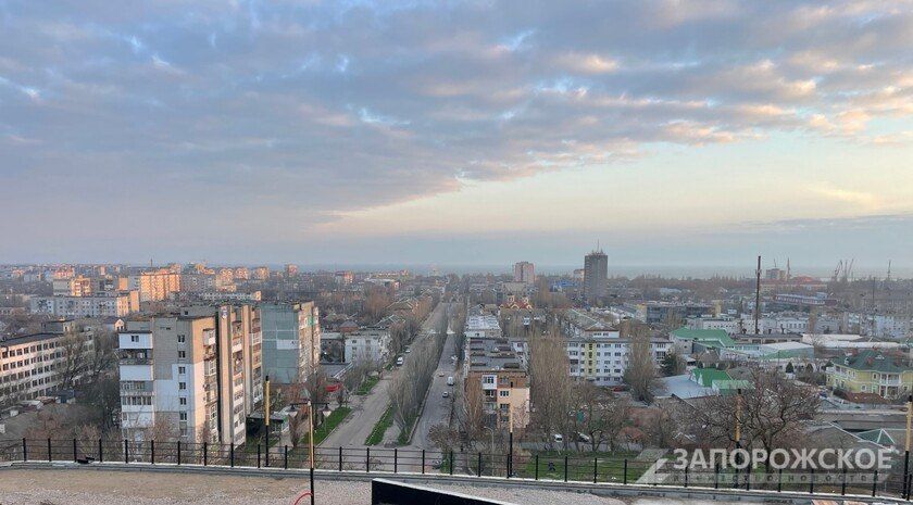 Укрощение торговли. Стихийные рынки с улиц Бердянска отправят в торговые ряды
