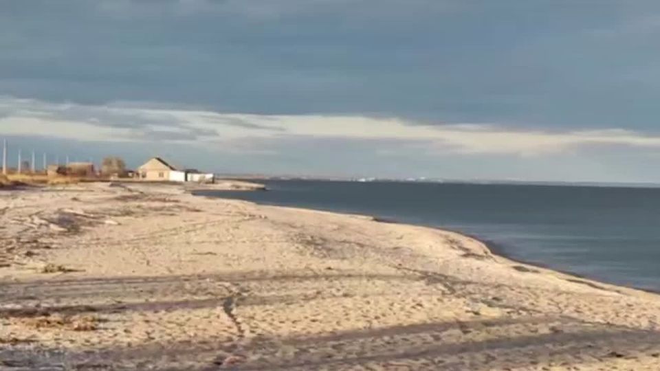 Осеннее Азовское море в Бердянске – настоящий подарок для души, возможность отдохнуть от суеты и насладиться моментом полного покоя