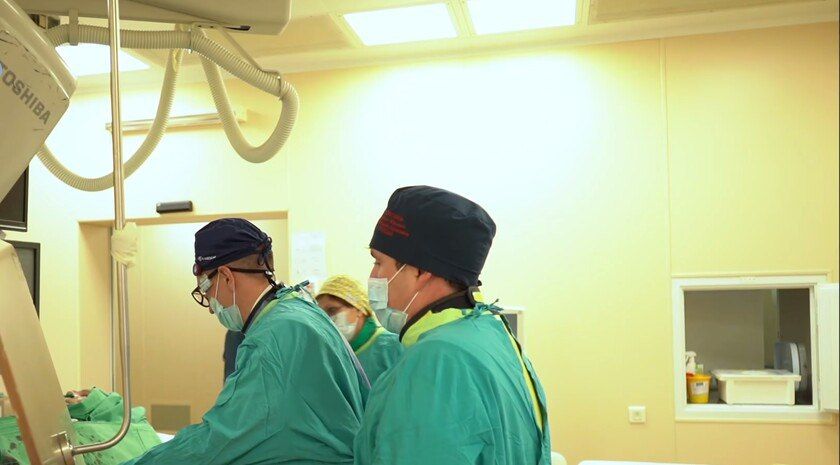 Врачи из Бердянска прошли двухнедельное обучение в казанских клиниках по современным методам лечения инсульта