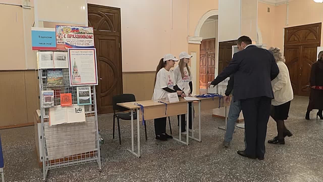 В Бердянске состоялась первая международная конференция «Современные трансформационные политико-правовые и социально-экономические процессы в России»