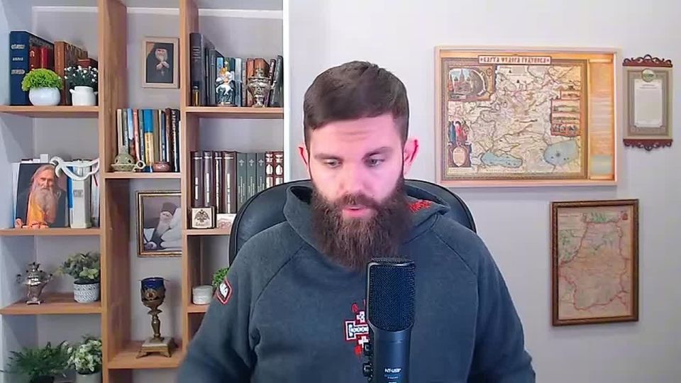 Анна Хорошун: Про опасность Хеллоуина. В данном видео Голованов предостерегает, что этот "праздник", несмотря на его современное восприятие, имеет древние языческие корни (кельтский Самайн), связанные с мистическими...