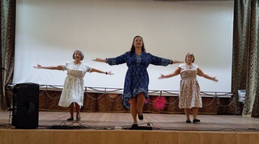 Для подопечных Бердянского пансионата прошла концертная программа ко Дню народного единства