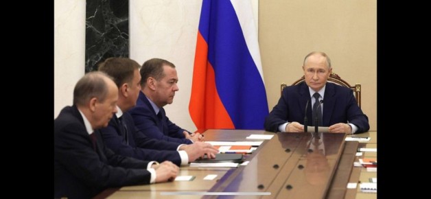 Анна Хорошун: Владимир Путин провёл совещание по вопросам дальнейшего строительства Вооружённых Сил Российской Федерации