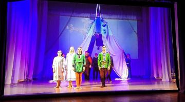 Жителям Бердянска показали виртуальный цирковой спектакль