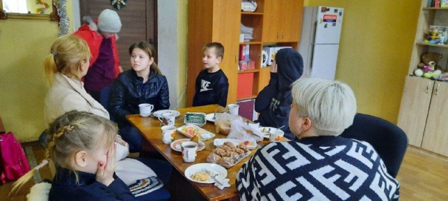 День матери. 21.11.2025 г. в ГБУ «Комплексный центр социального обслуживания населения» Министерства труда и социальной политики Запорожской области специалистами по социальной работе Хоминской Т.А. и Колесниковой А.В....