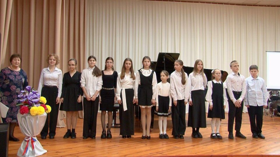 В музыкальной школе прошел общешкольный концерт, посвящённый 100-летию со дня рождения композитора Шаинского!