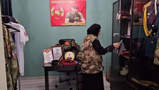 «Пока у России есть такие сыновья, в единстве мы непобедимы»: Мать героя СВО несет в мир его доброту