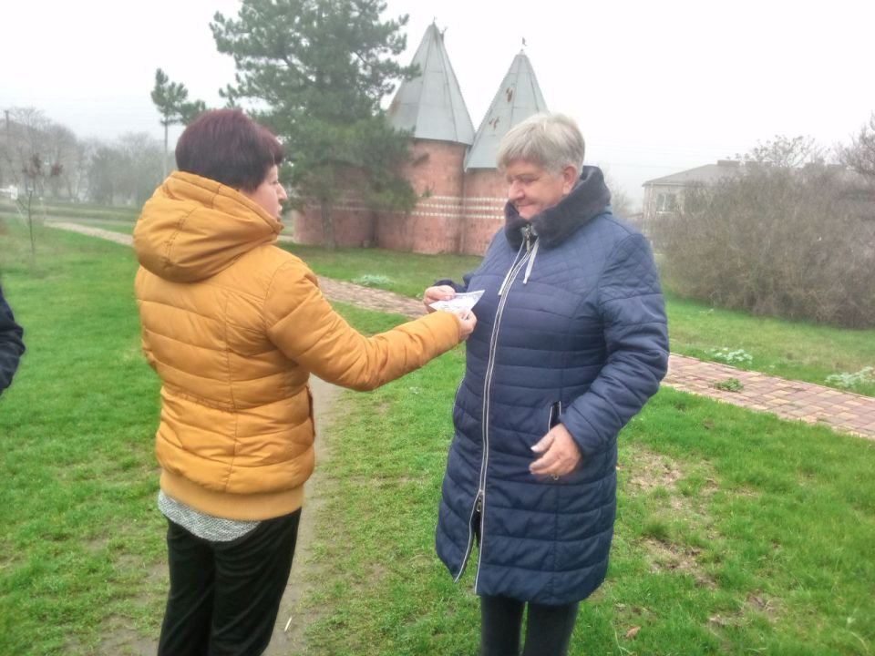 Уличная акция «Дыши свободно, курить не модно!» в селе Новотроицкое