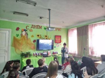 Урок мужества прошел в Новотроицком