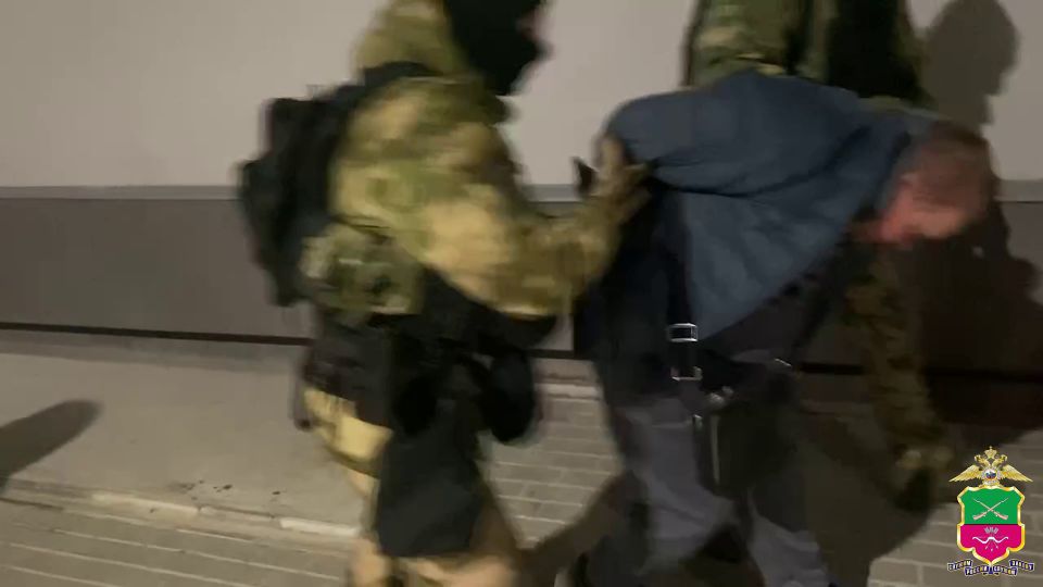 Полиция Запорожья с поличным задержали браконьера за вылов особо ценных видов осетровых рыб