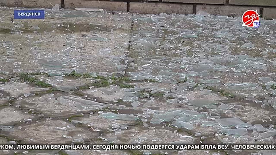 Бердянск сегодня ночью подвергся ударам БПЛА ВСУ