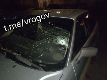 Владимир Рогов: Ещё фото с места атаки дрона ВСУ по жилой многоэтажке в Бердянске