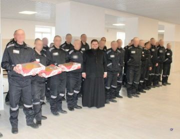 Священнослужители посетили осужденных в исправительных учреждениях УФСИН России по Запорожской области в светлый праздник Рождества Христова