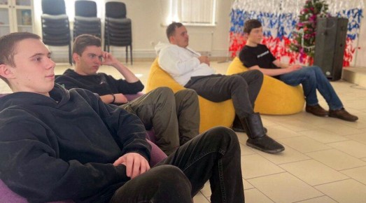 В Бердянске состоялся кинопоказ во Всемирный день борьбы со сквернословием