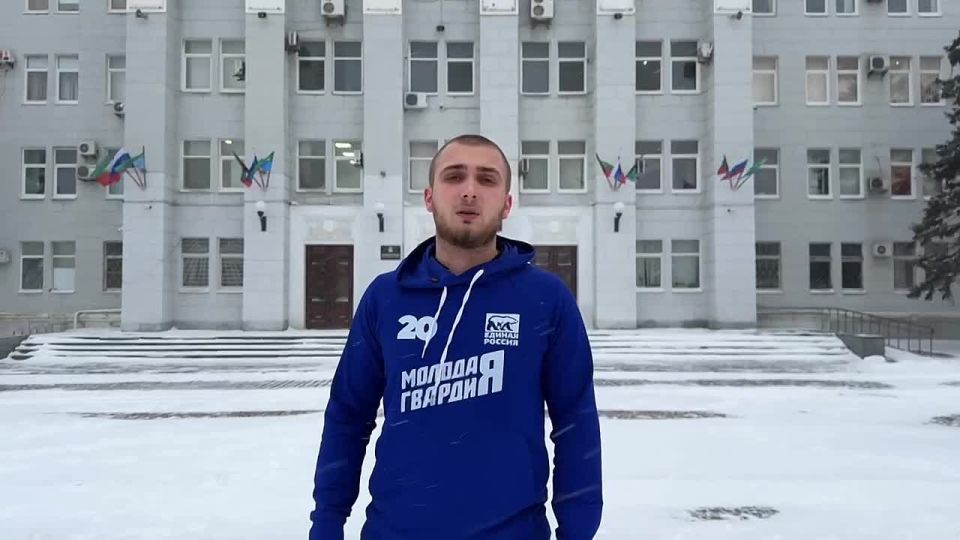 В Бердянске прошли консультации движения «Цифровая Гвардия» по работе с порталом «Госуслуги»