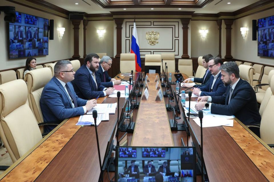 Росгранстрой принял участие в совещании по развитию транспортного комплекса в воссоединенных регионах России