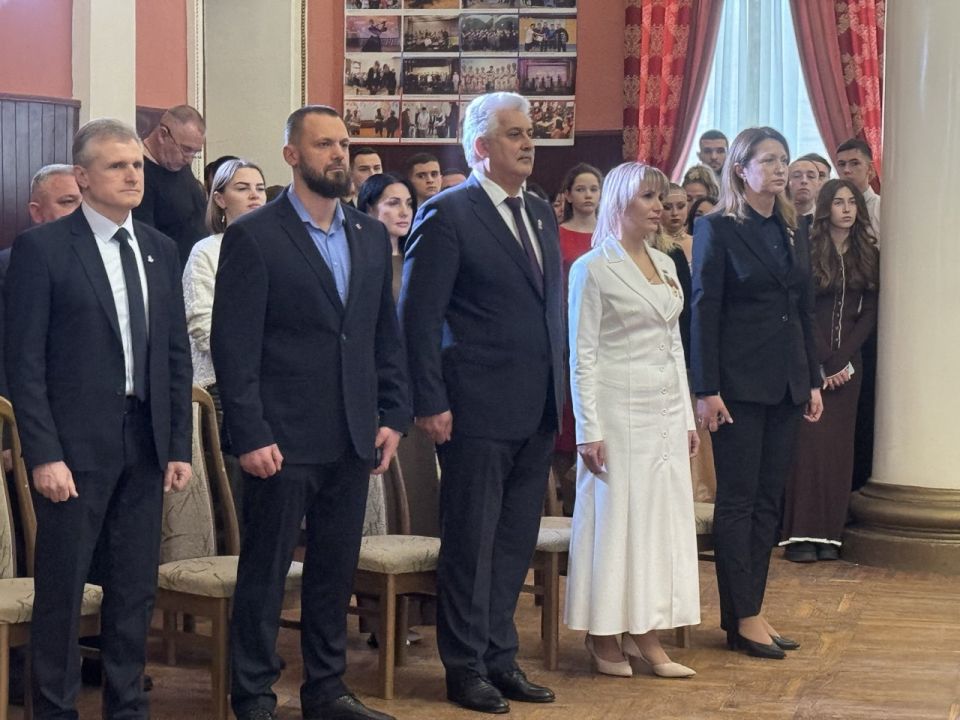 В АГПУ прошел Сретенский бал