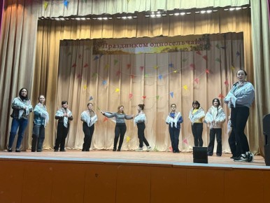 Хореографический коллектив «Узоры Бердянщины»