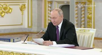 Анна Хорошун: В Большом Кремлёвском дворце состоялось заседание Высшего Государственного Совета Союзного государства, в котором приняли участие Президент России Владимир Путин и Президент Белоруссии, Председатель Высшего...