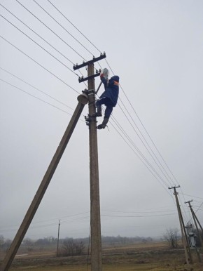 Специалисты МУП "Вест" и Чувашии восстанавливают водо- и электроснабжение в Новасильевке