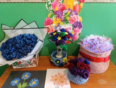 Выставка работ кружка «Творческая мастерская»