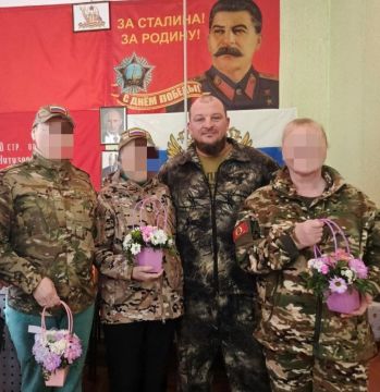 В преддверии Международного женского дня, я, как координатор Бердянского городского отделения ЛДПР, имел честь посетить наших дорогих женщин из отряда народного ополчения города Бердянска