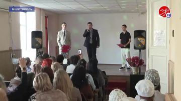 Праздничный концерт к Международному женскому дню - 8Марта прошел в стенах Мелитопольского и Бердянского медицинских колледжей