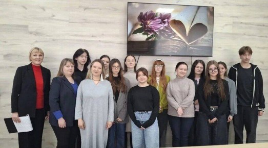 В Бердянске прошел поэтический вернисаж, посвященный Всемирному дню поэзии