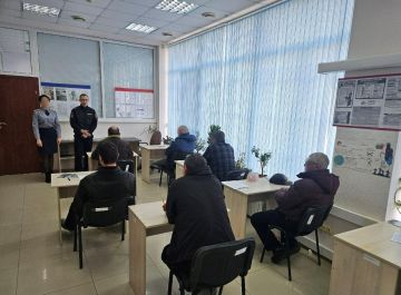 Осужденным, состоящим на учете в Бердянском филиале УИИ УФСИН России по Запорожской области, напомнили об ответственности за нарушение Правил дорожного движения