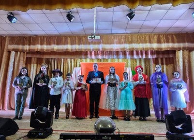 Триумфальный дебют. В Доме культуры села Осипенко в честь Всемирного дня театра состоялась долгожданная премьера постановки «Сказочный конкурс красоты»