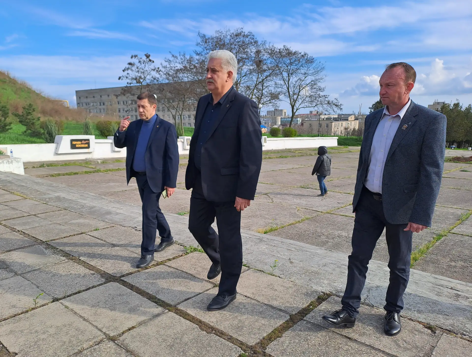 Местам памяти Великой Отечественной войны - особое внимание