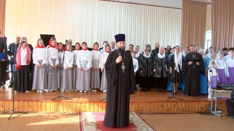 В Бердянске состоялся пасхальный концерт "Пасха Красная"
