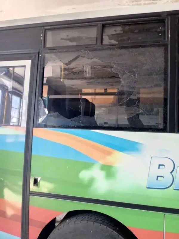 Украинский БПЛА атаковал пассажирский автобус «Бердянск — Берестовое — Андреевка», сообщил губернатор Запорожской области Балицкий