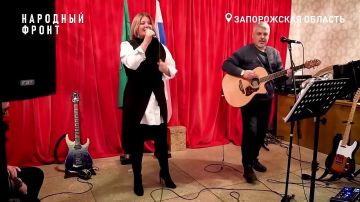 Фронтовой артист, депутат, волонтёр — Юлия Ваченкова на форуме "Всё для Победы!" в составе делегации Запорожской области