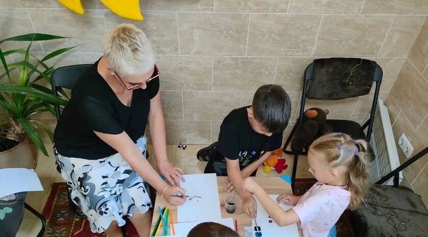 В Бердянске детям через сказку рассказали о дружбе и преданности