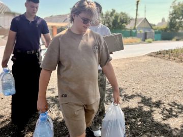 МГЕР доставила гуманитарную помощь семье в Бердянске