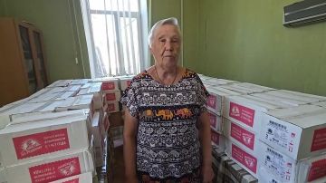 Более 3000 банок консервов для инвалидов Бердянска