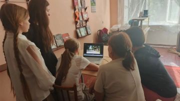 «Мы помним тебя, Беслан»: в Центральной библиотеке прошёл час памяти